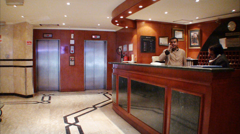Rush Inn Hotel Dubai Exteriör bild